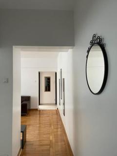2 bdrm apt at Parliament Palace - Bucharest - 1