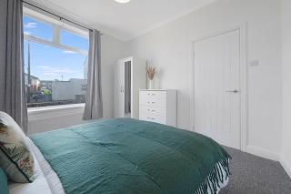 Modern Apartment Near Blyth Coast Sleeps 5 - 5