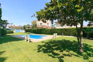 UHC ELS PINS APARTMENTS - Salou - 0
