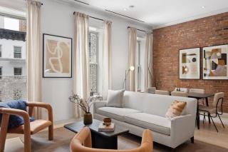 Linden Place II by Rove Travel 3 BR Lenox Hill Apt - New York - 2