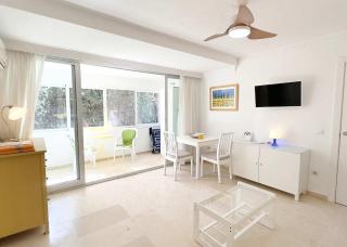 1 Bedroom Apartment Second Line Beach- Parque Marbella Building - Marbella - 6