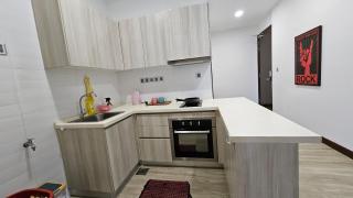 Paragon Suites Studios with Private Jacuzzi near CIQ RTS - 2