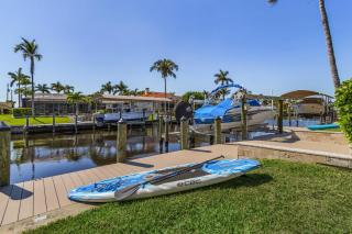 Gulf Access, Kayak, Paddle Board, Heated Saltwater Pool and Dolphins! - Villa Delfin- Roelens - Cape Coral - 8