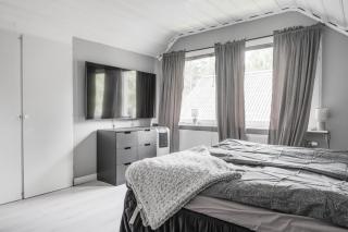 Guestly Homes - 4BR Cozy House near windfarm - Piteå - 3