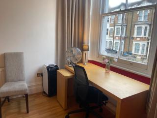 10 min to The Heart of London - Zone 2 - Charming 2 bed Apartment - London - 6