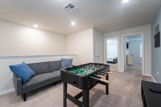 Modern Townhome with Resort Amenities - 7