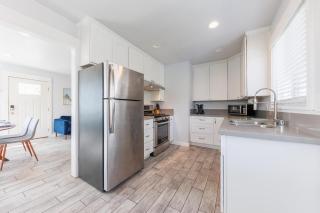 Walk to Beach, Outdoor Living, Pet-Friendly! - Carlsbad - 3