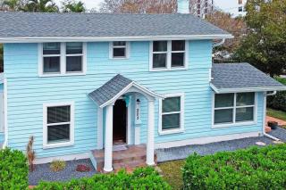 Modern 3BR, Pet-Friendly, WiFi, Washer & Dryer - 9