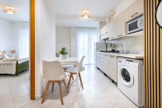 Sanidea Appartamenti - Casa Smeraldo - Riccione - 1