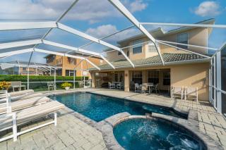 Budget Friendly Pool Home in Quiet Gated Community - Davenport - 7