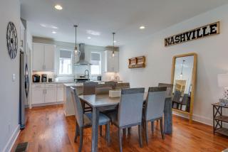 10 Percent OFF New Home Downtown Sleeps 8 - Nashville - 1