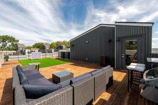 Large Home with Rooftop and Views Sleeps 12 - Nashville - 9