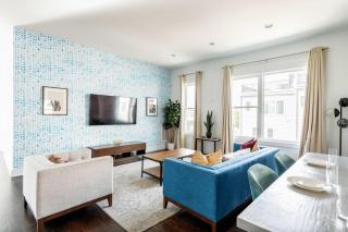 Large Home with Rooftop and Views Sleeps 12 - Nashville - 8