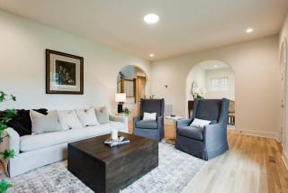 Lux West Nash Tudor 4mi to DT Sleeps 9 - Nashville - 7