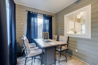 Large East Nashville Home with Game Room sleeps 12 - Nashville - 5