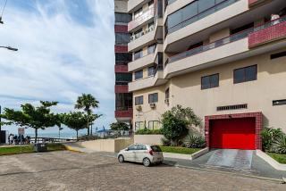 Aptos em Prédio à Beira-mar em Meia Praia, Itapema - EVBs - 3