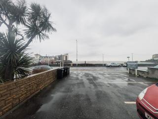 Bay & Harbour Holiday Apartments & rooms only - Weston-super-Mare - 3