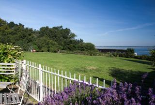 Cottage by the beach with fantastic sea views - Yarmouth - 7