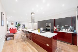 Casa Italia near Hyde Park & Kensington High Street - Wifi & Washing Machine - FREE Luggage Storage Available Nearby - London - 0