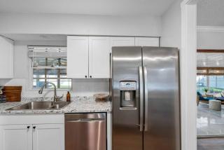 Holiday cottage, minutes from the beach! - Clearwater - 3