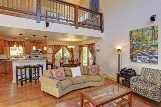 Triple R Retreat at Terry Peak - 3