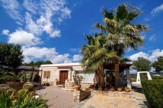 Casa con piscina, jardín y juegos exteriores - Montecristo - 5