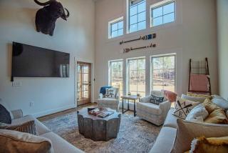 Harmony Cove Lakehouse: 3 Bed/3 Bath - Eclectic - 9