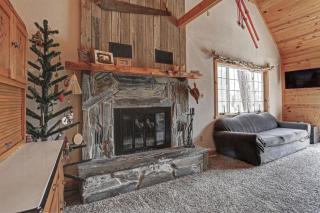 Wanderlust Cabin - Lead - 1