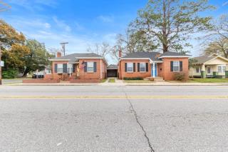 Large Groups Welcome - 2 Homes Next Door - New Iberia - 0