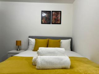 Birmingham Peculiar Apartment 2-Bedrooms - Birmingham - 8