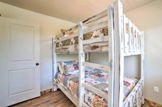 Angel Rock Rentals of Moab Unit 2 - 3