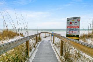 The Spyglass a 5 bed 3 bath house that sleeps 14 and just 67 steps from the beach - Destin - 6