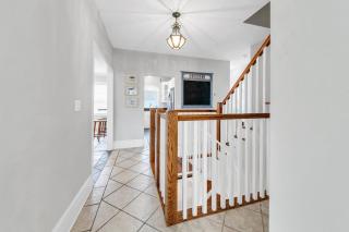 The Spyglass a 5 bed 3 bath house that sleeps 14 and just 67 steps from the beach - 1