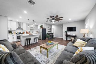 Arcade Covered Patio Sleep 10 3 Bedroom 2 Bath Game Room - Pasadena - 8
