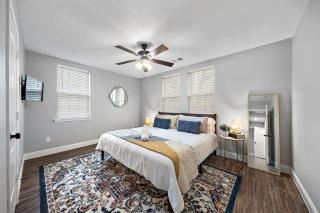 Arcade Covered Patio Sleep 10 3 Bedroom 2 Bath Game Room - 6