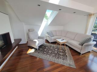 Moderne Ferienwohnung Urlaub am See Mattsee Salzburg Salzburger Seenland Trumer Seenland - Mattsee - 3