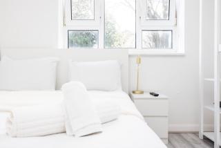 Modern 2 BR Near Brixton Station - Londra - 6