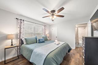 By Sylvan Beach PARK with work space high speed wifi 5 Superhost - La Porte - 8