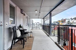 Modern central top floor apartment - 7