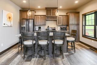 Iron Wood Lodge - Lead - 2