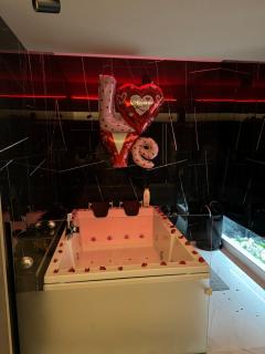 Romantic & Jacuzzi - Escópia - 9