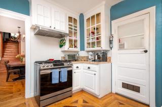 The Golden Parlor- Historic Victorian, Hot Tub - Grass Valley - 4
