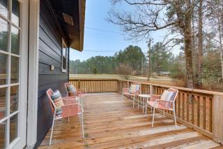 Chatom Retreat with Furnished Deck and Wooded Views! - - 9