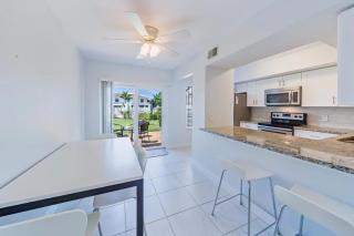 Marco Island Escape - 2