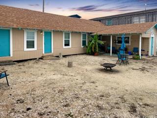 The Bayshore at Magnolia Beach! - Port Lavaca - 1