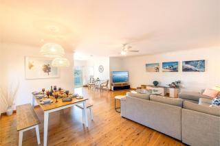 1-39 Leonard Ave - comfort, space and Wi-Fi - 3