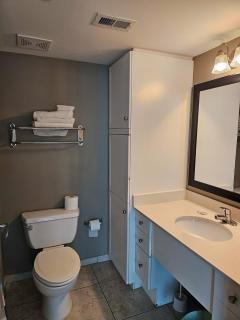 Great 2 BR on the ocean - Oceans One 908 - Myrtle Beach - 9