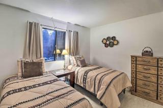 Ideally Located Pinetop Apartment w Balcony - Indian Pine - 6