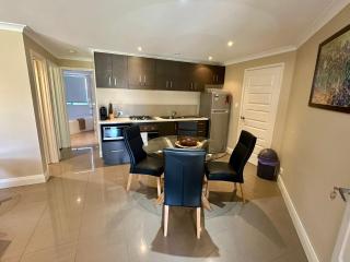 Ocean View Executive Apartment 1 - 8