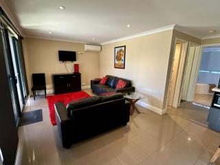 Ocean View Executive Apartment 1 - 7